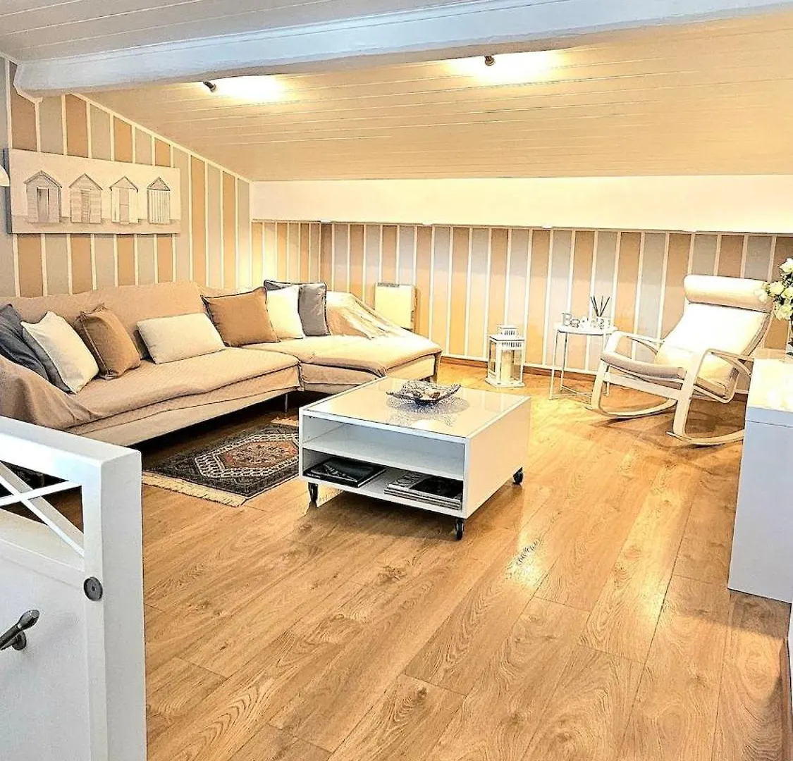 Charme E Relax A Forte Dei Marmi Al Mare E Centro